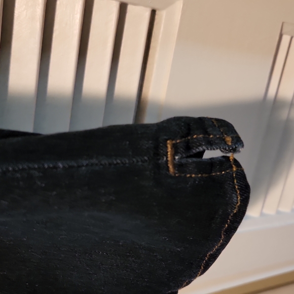 Dark bue jeans w/small slit at ankle. - Picture 4 of 7